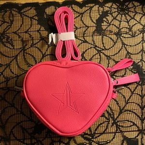 Jeffree star cosmetics exclusive Valentine’s Day 2022 mini bag/ purse new